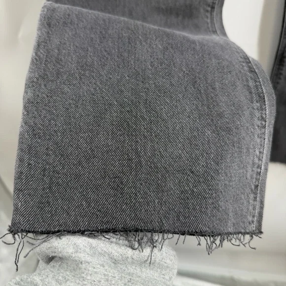 Old Navy High Rise Slouchy Straight Jeans Women 12 Charcoal Button Fly NWT - Picture 3 of 12